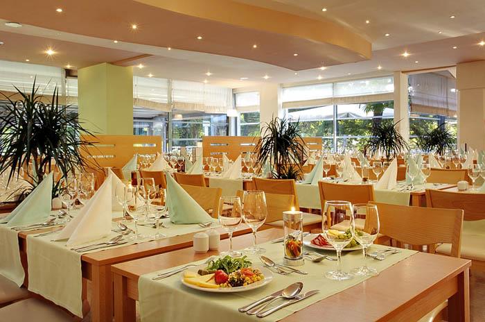 Valamar Diamant *